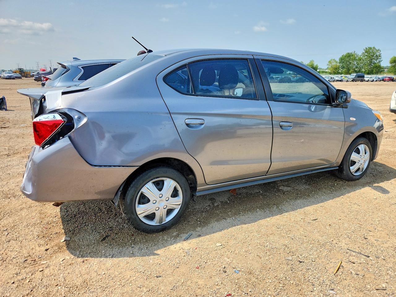 2022 Mitsubishi Mirage G4 Es - Фото 3