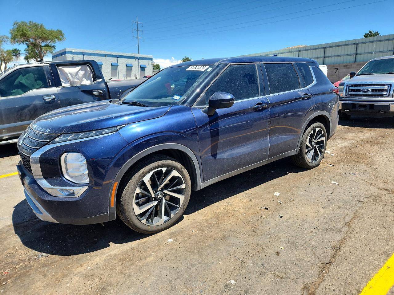 2024 Mitsubishi Outlander Se