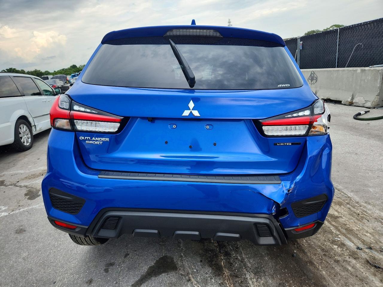2026 Mitsubishi Outlander Sport S/Se - Фото 6