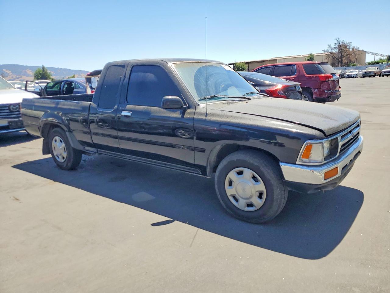 1992 Toyota Pickup Deluxe - Image 4