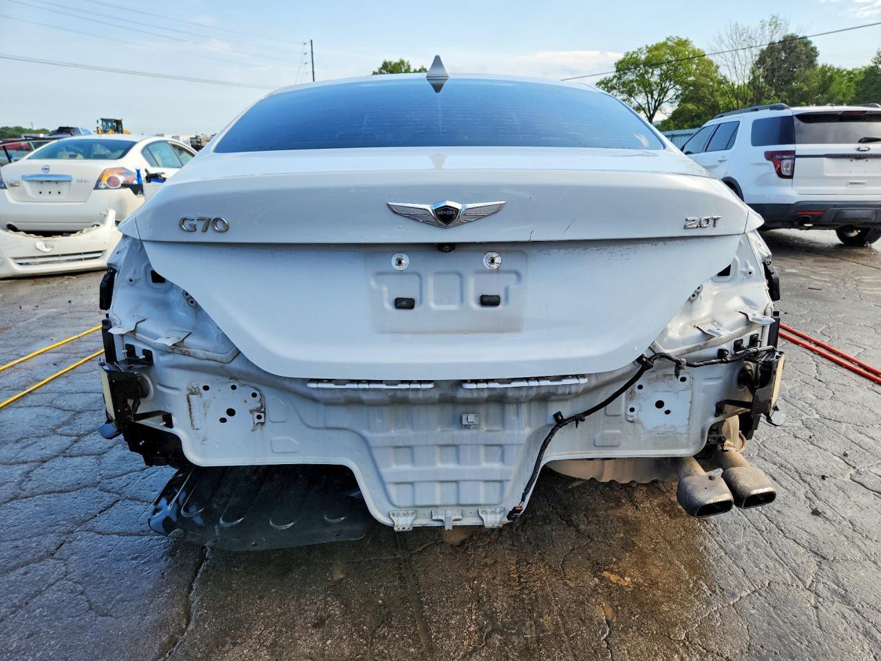 2019 Genesis G70 2.0T Advanced - Image 6