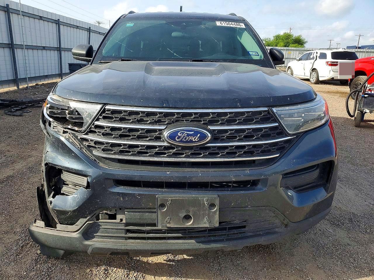 2023 Ford Explorer Xlt - Фото 5