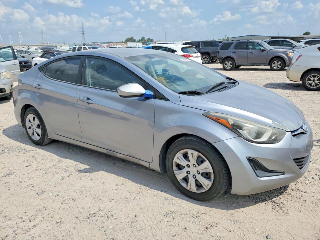 2016 Hyundai Elantra Se - Фото 4