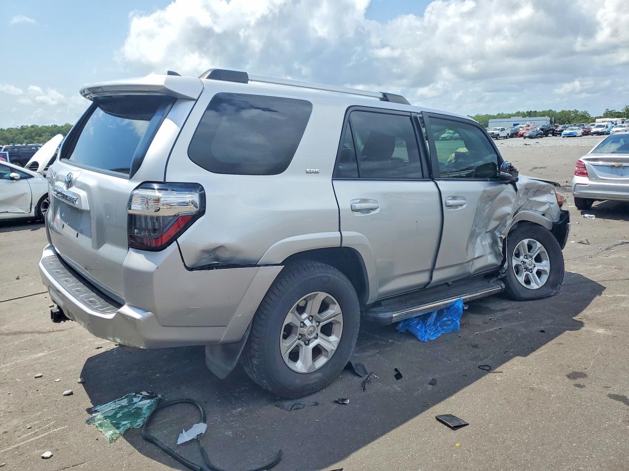 2019 Toyota 4Runner Sr5 Premium - Image 3