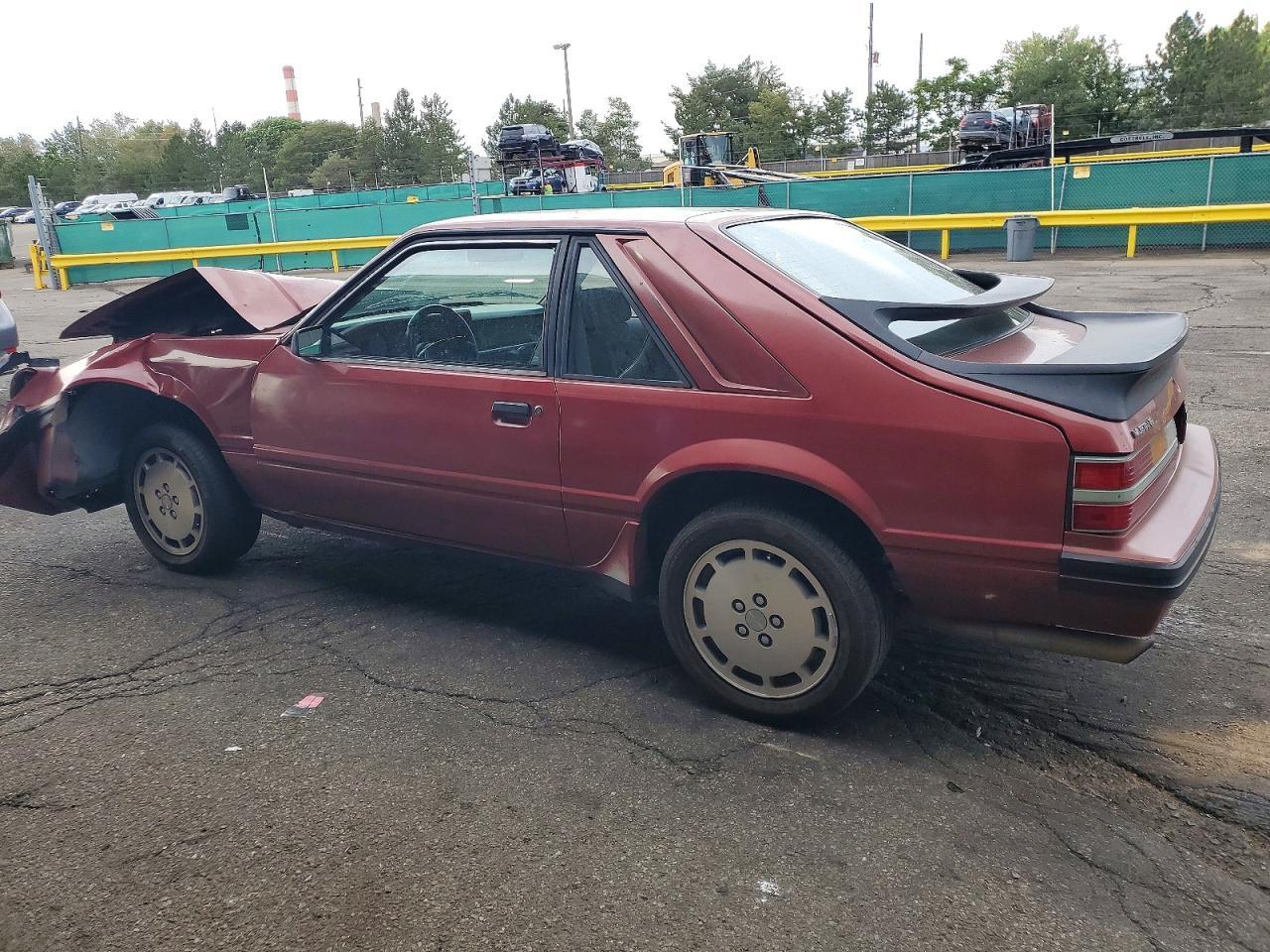1984 Ford Mustang Svo - Фото 2
