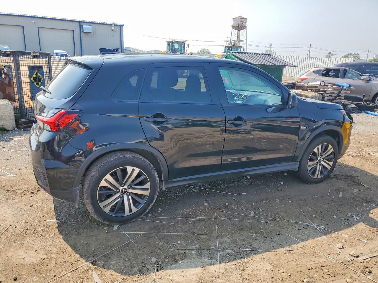 2022 Mitsubishi Outlander Sport Es - Фото 3