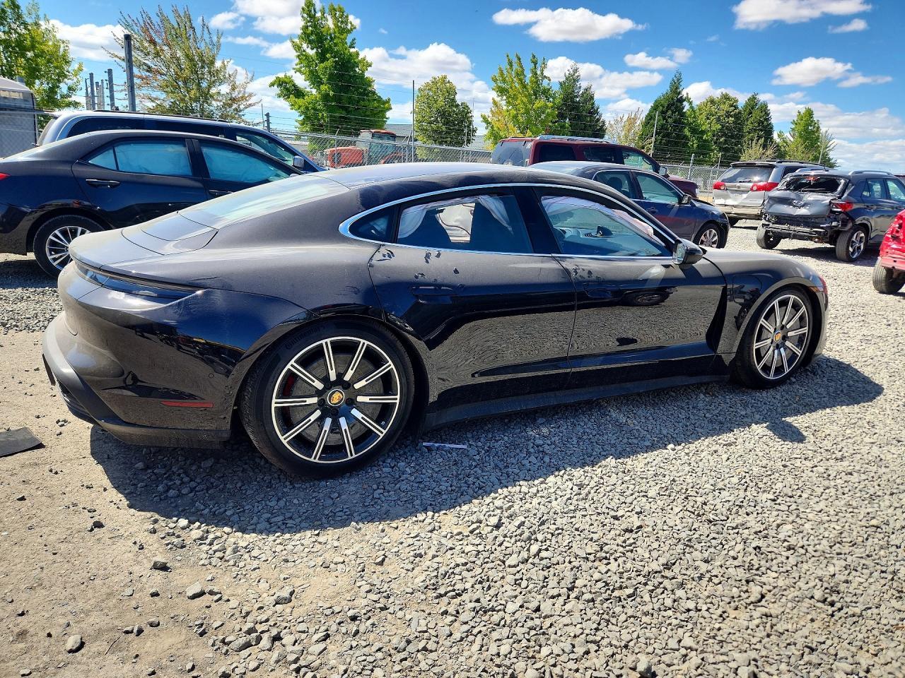 2020 Porsche Taycan 4S - Фото 3