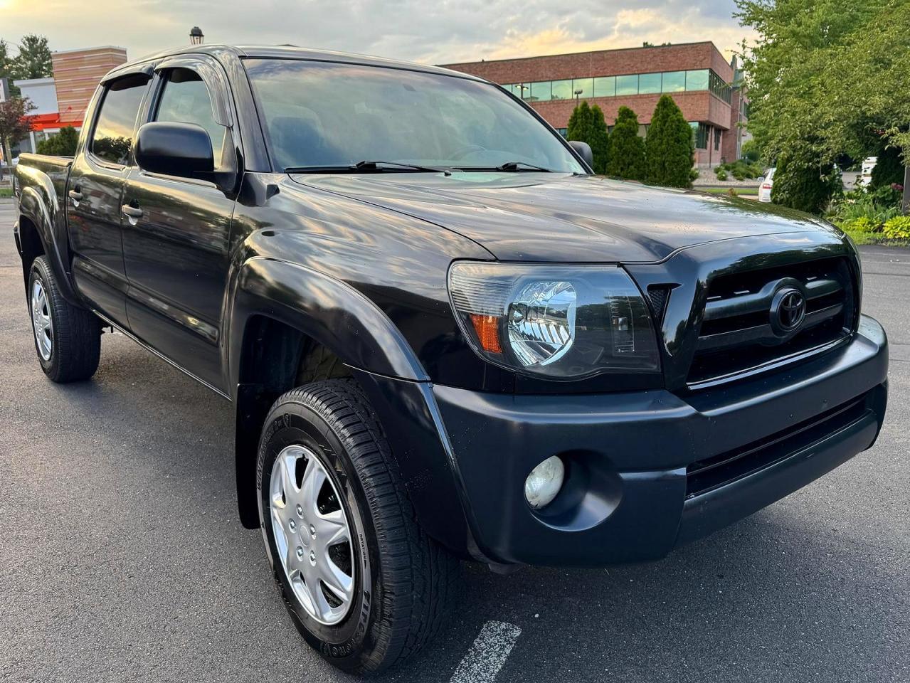 2010 Toyota Tacoma V6 - Image 4