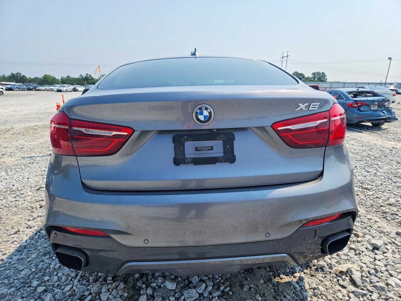 2015 BMW X6 xDrive50I - Фото 6