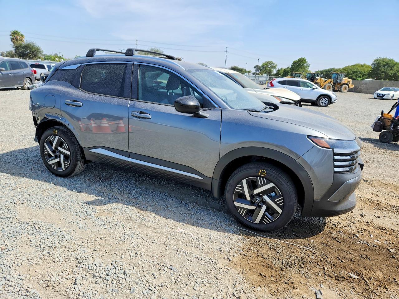 2026 Nissan Kicks Sv - Image 4