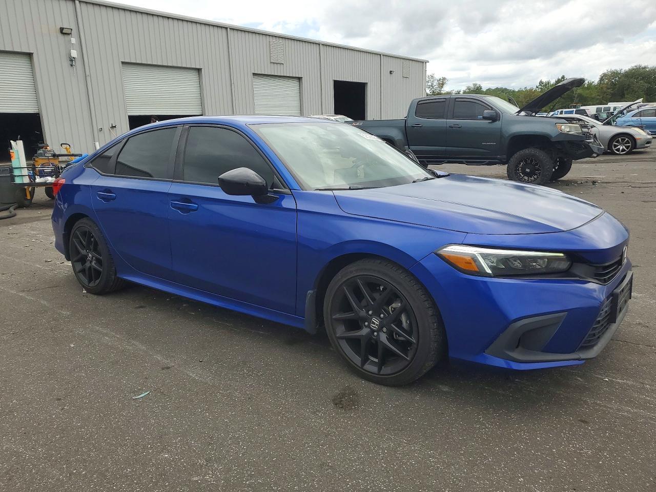 2023 Honda Civic Sport - Image 4