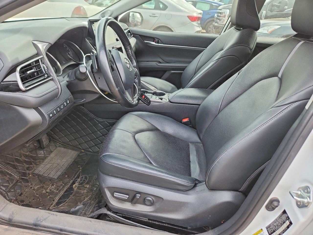 2022 Toyota Camry Xse - Фото 7