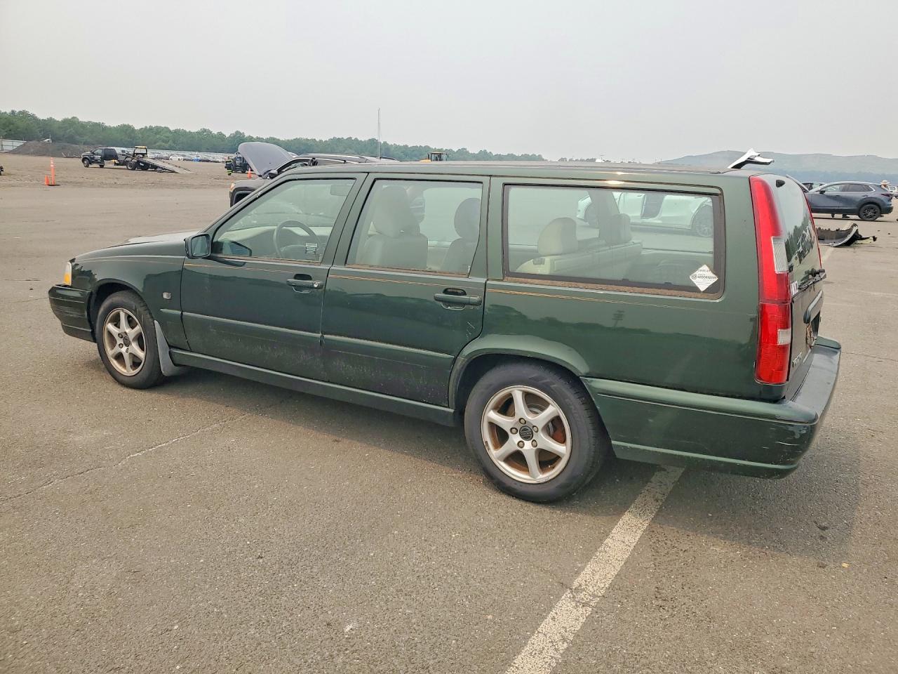 1999 Volvo V70 - Image 2