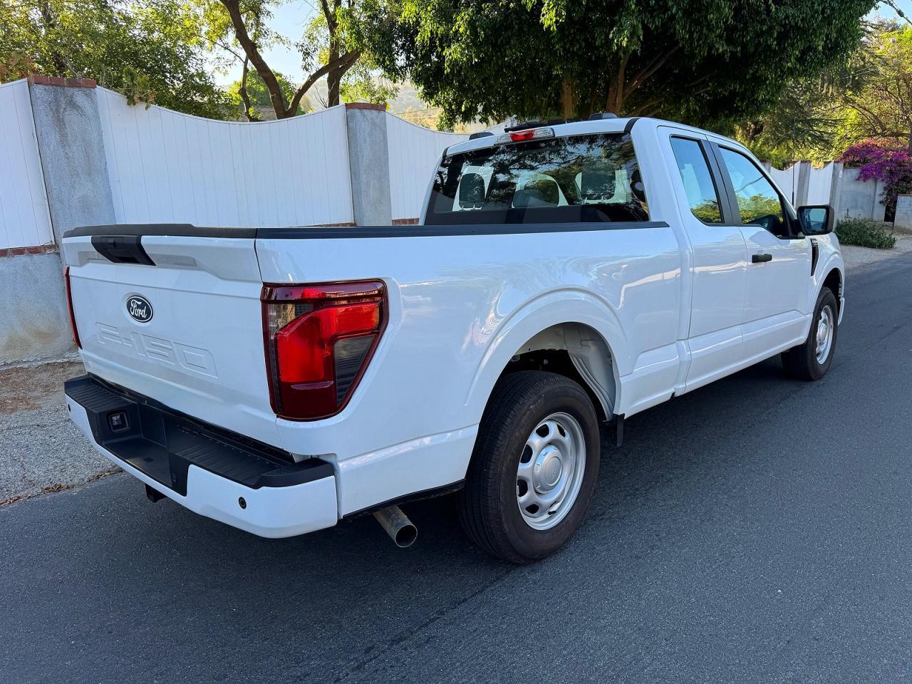 2025 Ford F150 Xl - Image 4
