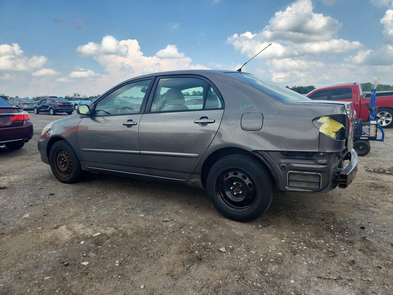 2007 Toyota Corolla Le - Image 2