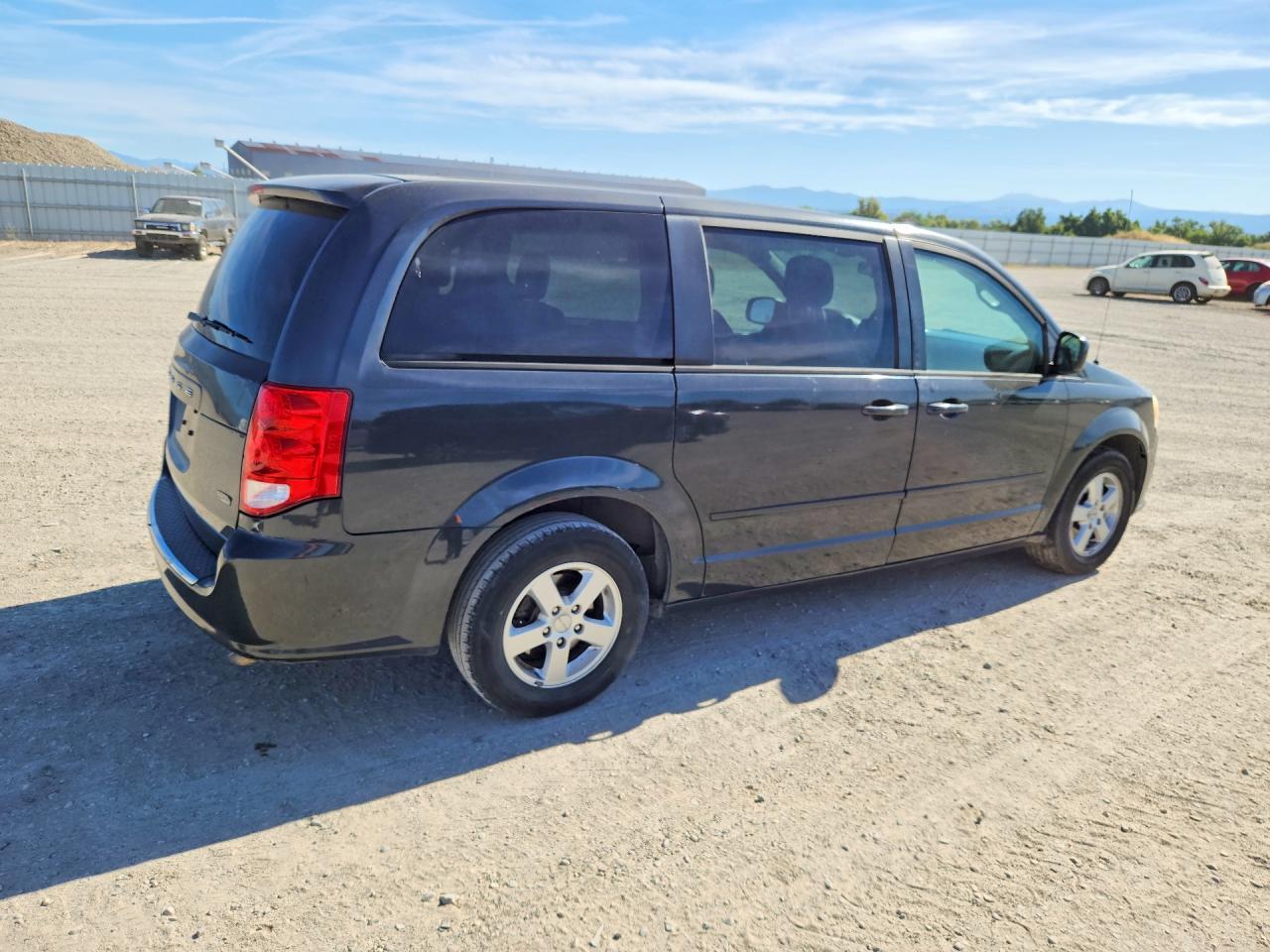 2012 Dodge Grand Caravan Sxt - Фото 3