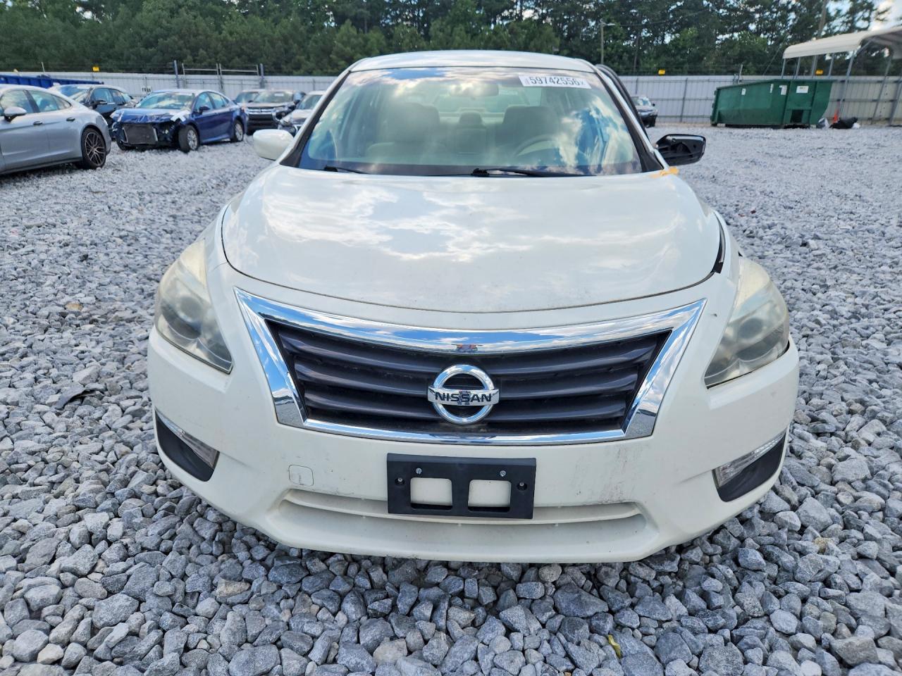 2014 Nissan Altima 2.5 S - Image 5