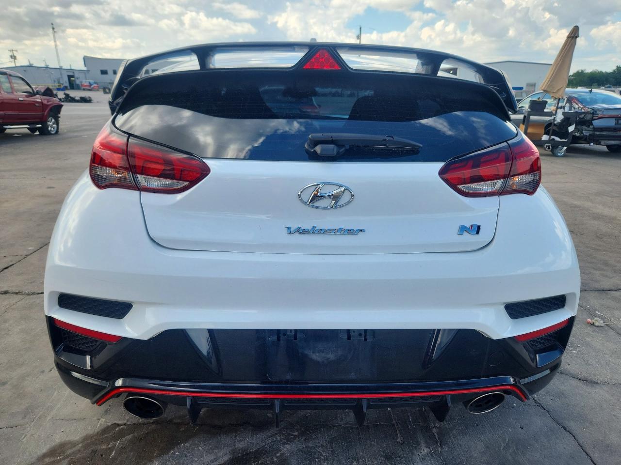 2022 Hyundai Veloster N Base - Фото 6