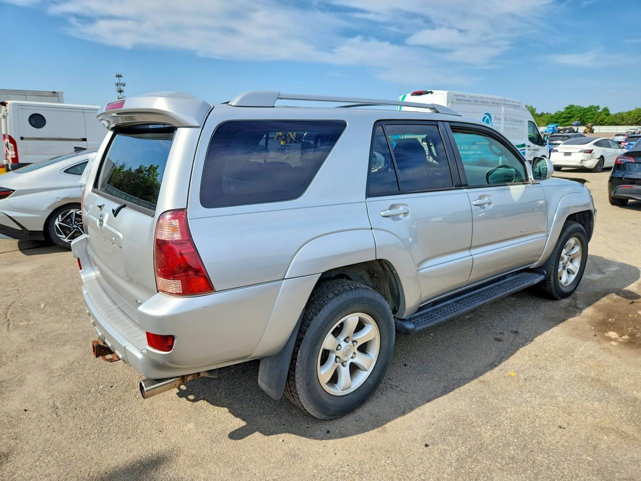 2005 Toyota 4Runner Sport Edition - Image 3