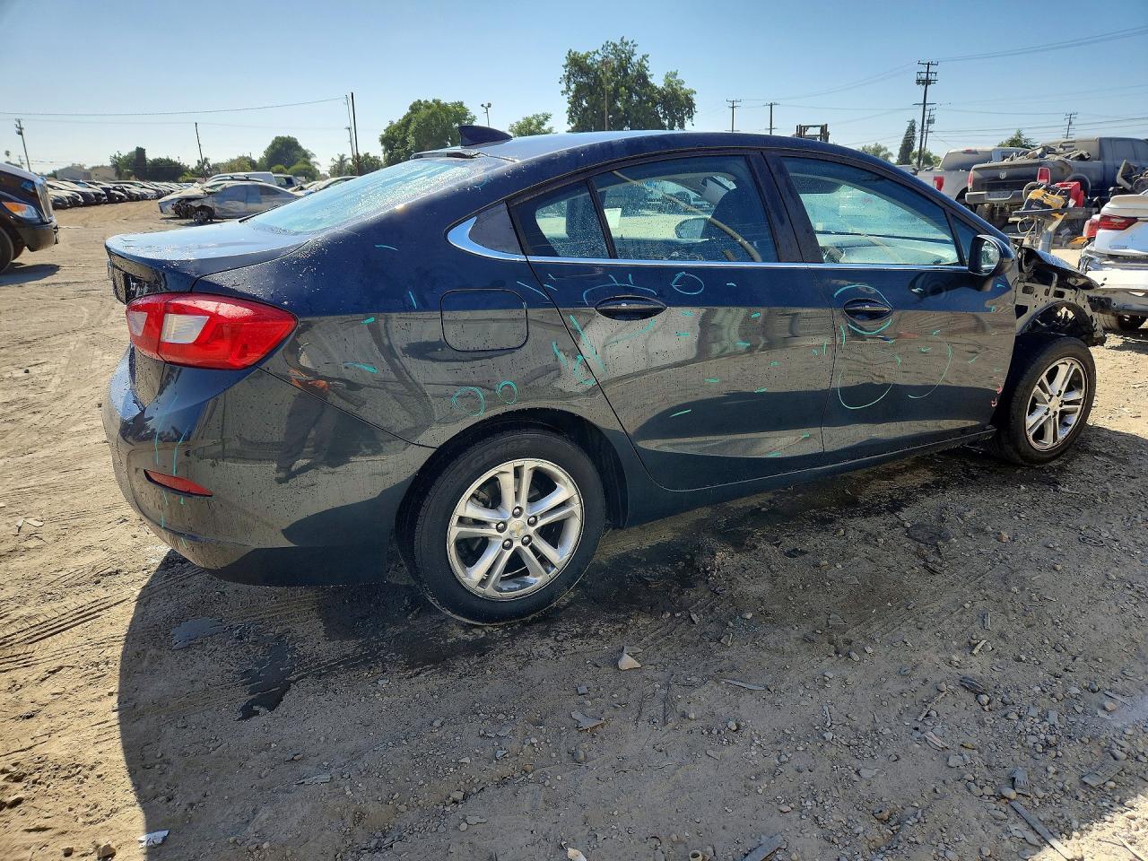 2017 Chevrolet Cruze Lt - Фото 3