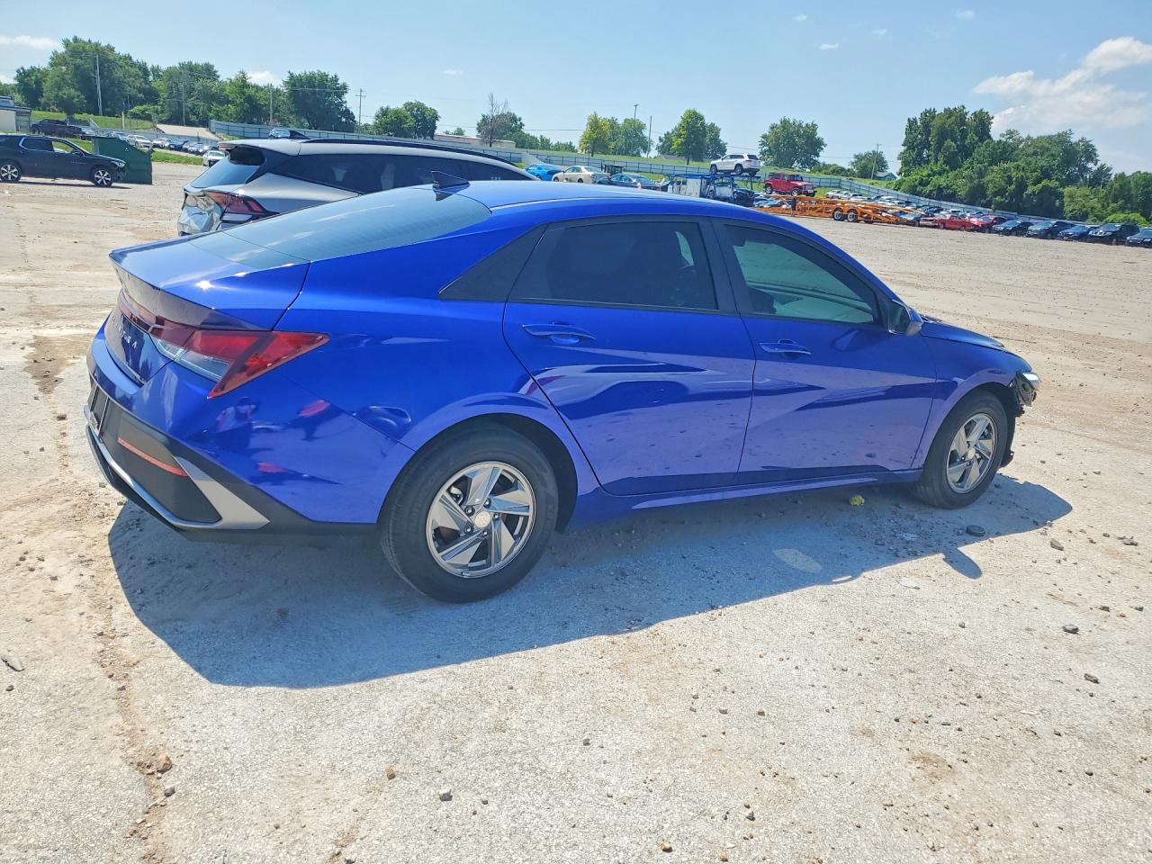 2026 Hyundai Elantra Se - Фото 3