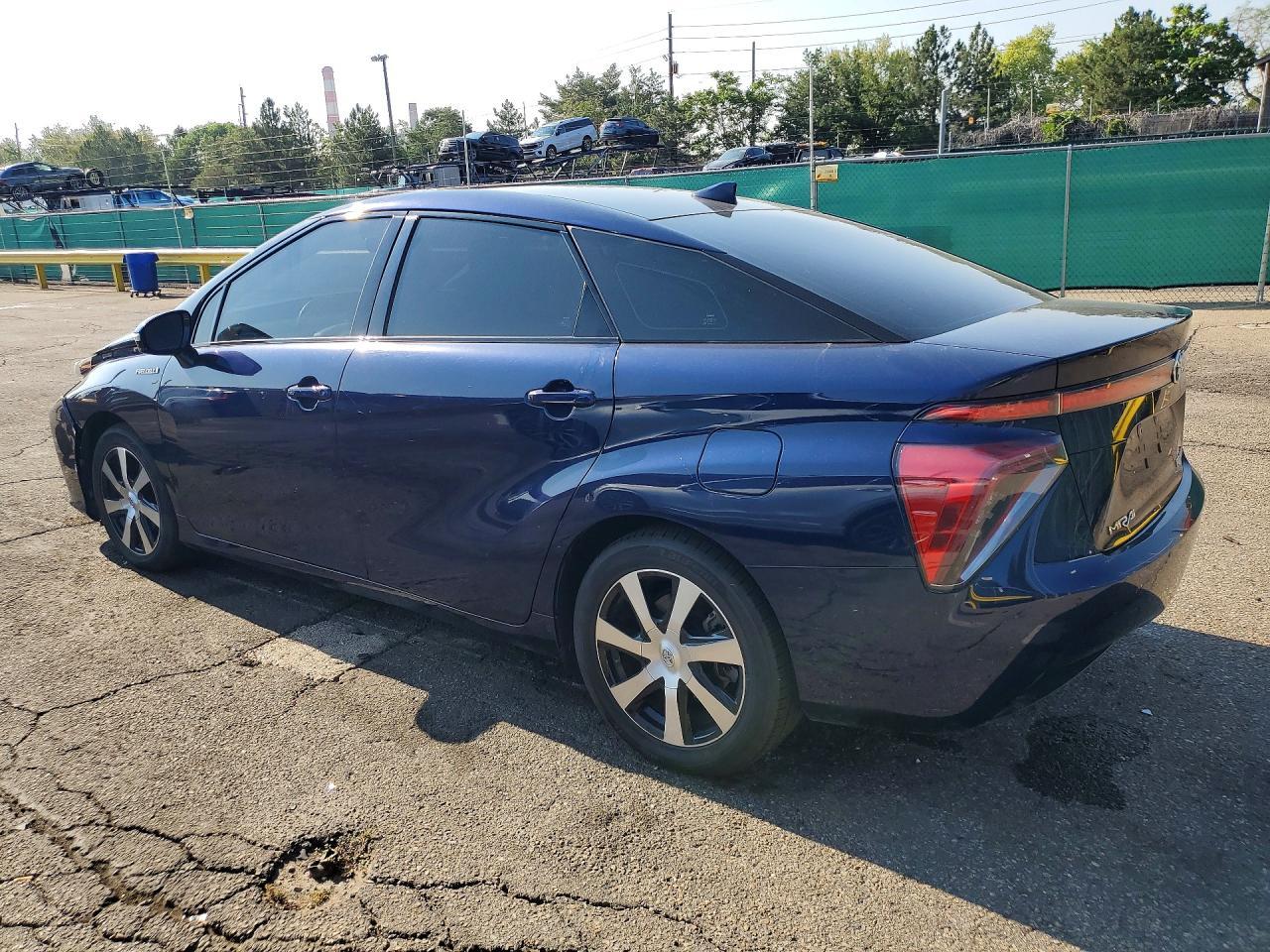 2017 Toyota Mirai Base - Фото 2
