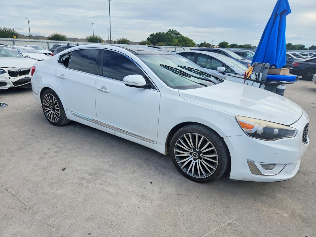 2015 Kia Cadenza Premium - Image 4