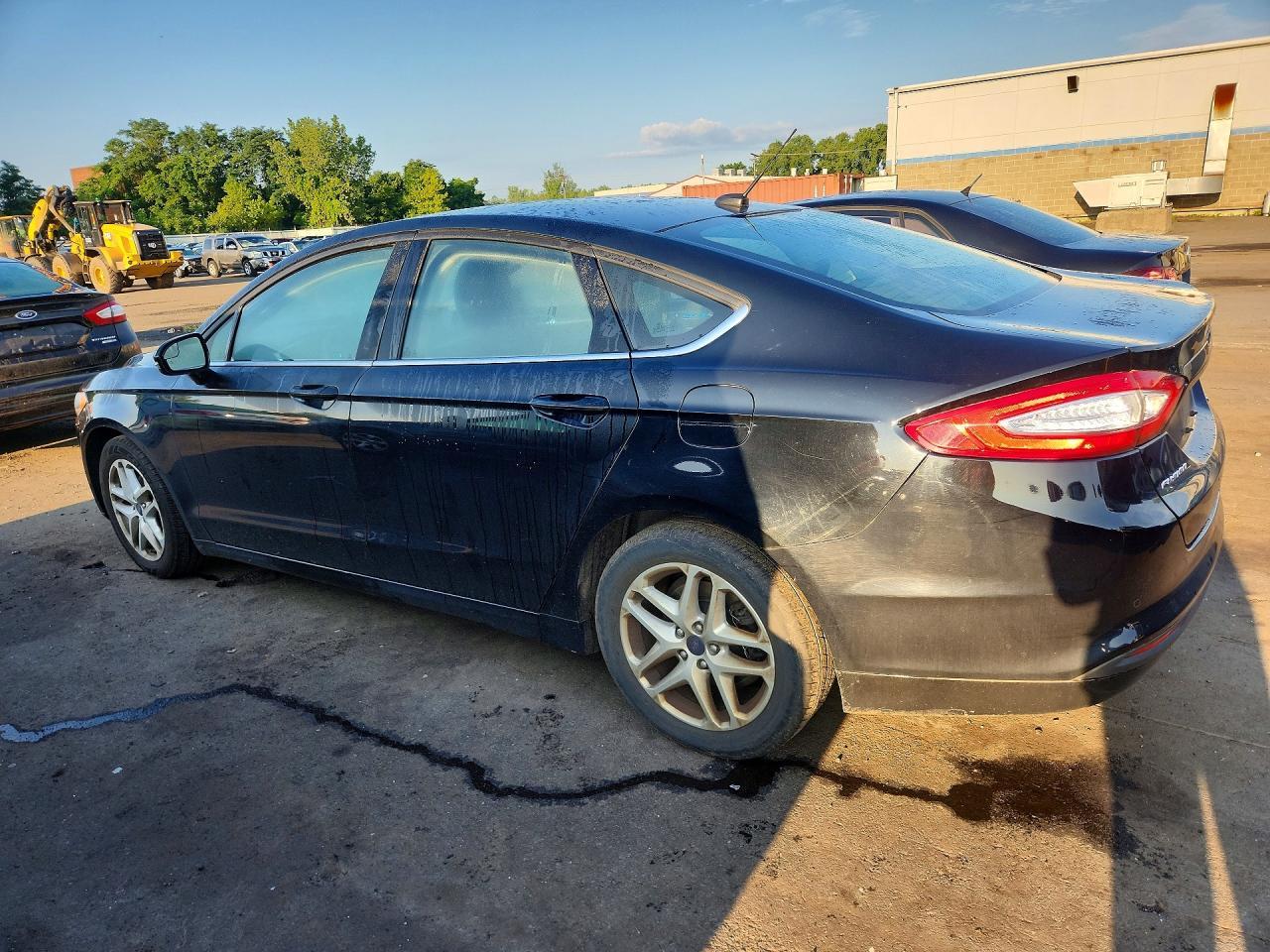2016 Ford Fusion Se - Фото 2