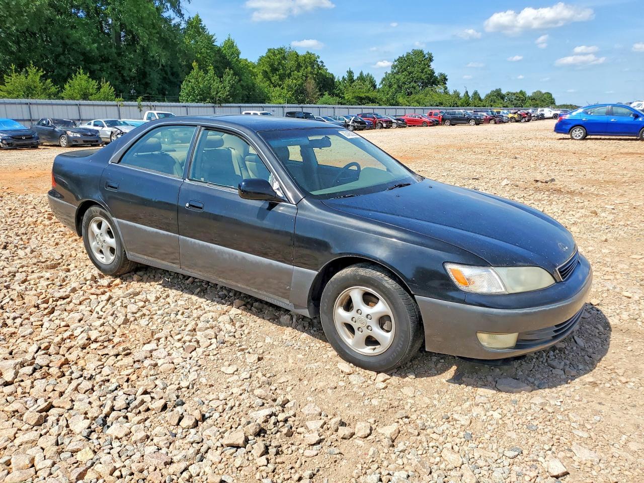 1999 Lexus Es 300 - Image 4
