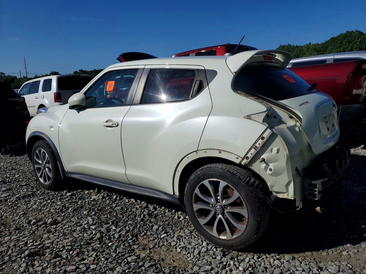 2011 Nissan Juke S - Фото 2