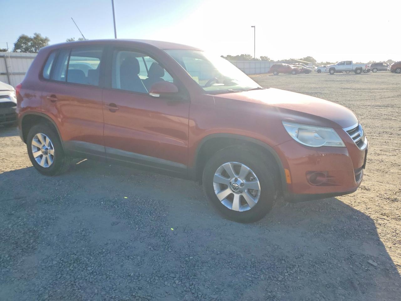 2010 Volkswagen Tiguan S/Se/Sel - Фото 4