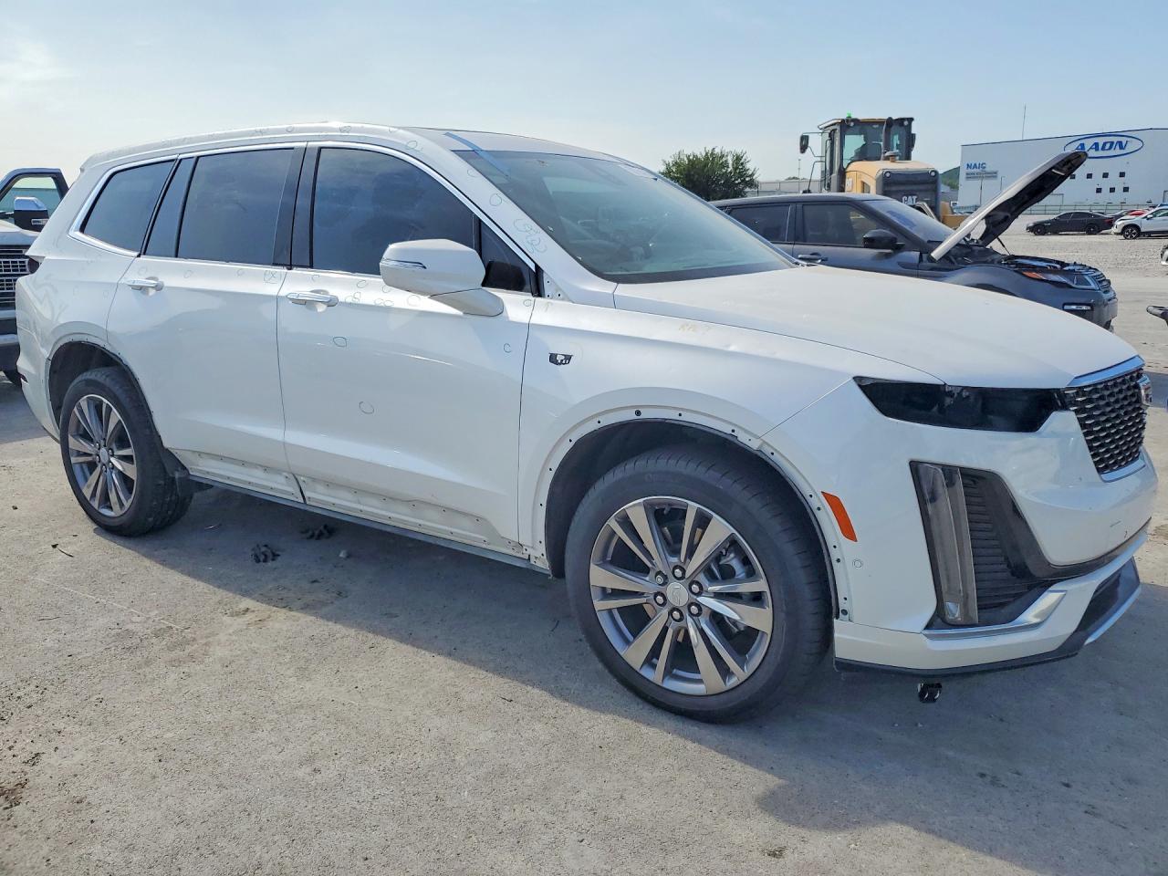 2025 Cadillac Xt6 Premium Luxury - Image 4
