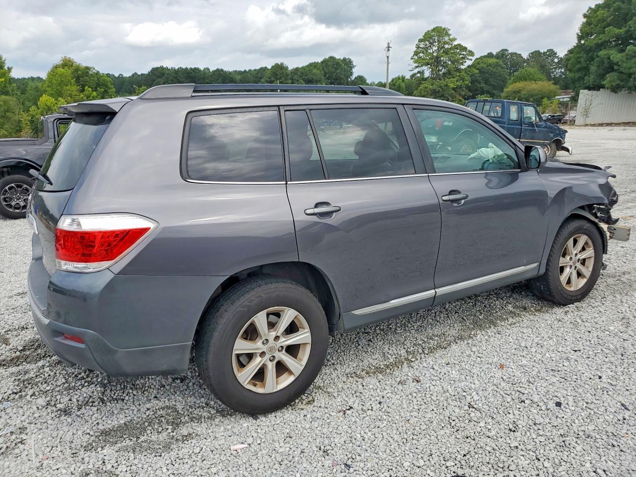 2012 Toyota Highlander Base - Фото 3