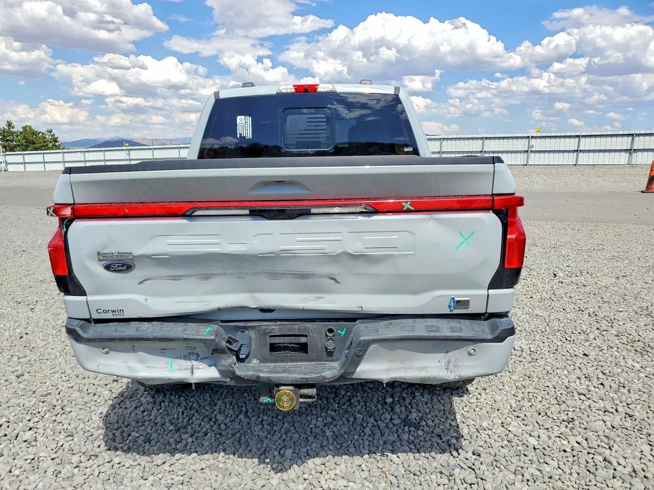 2023 Ford F150 Lightning Pro - Фото 6