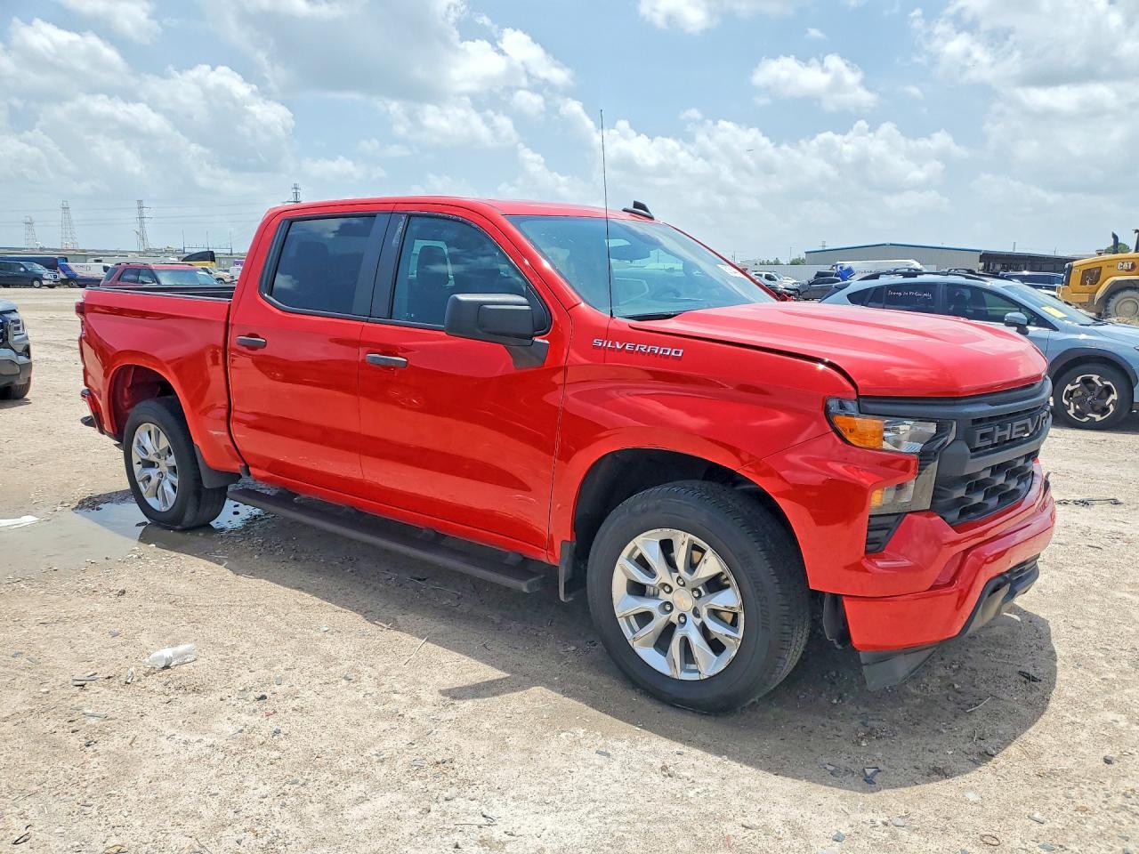 2024 Chevrolet Silverado C1500 Custom - Фото 4
