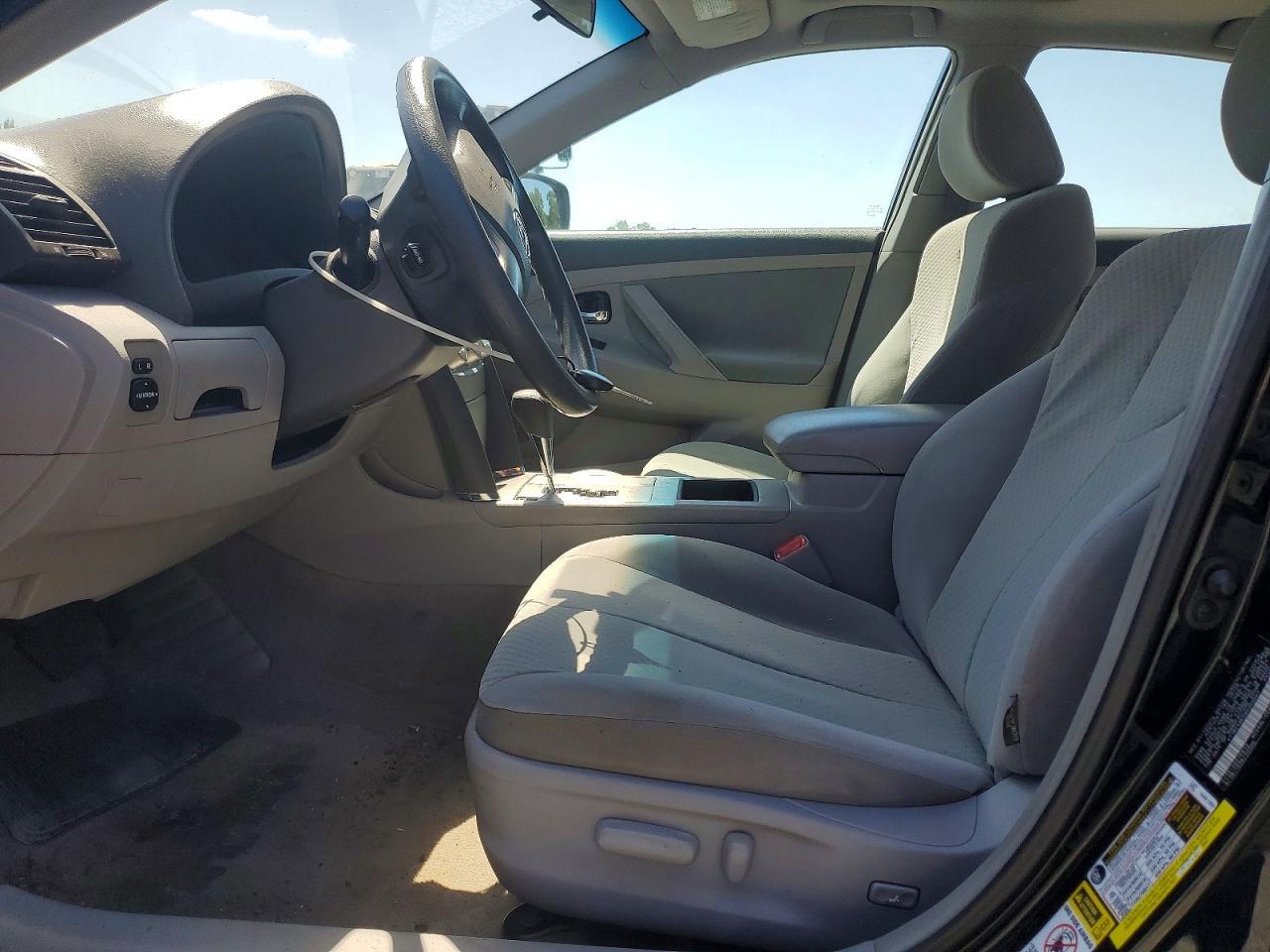 2009 Toyota Camry Le - Фото 7