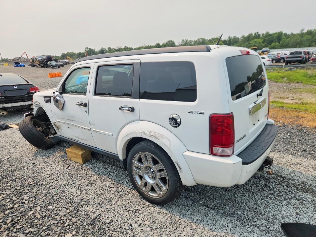 2011 Dodge Nitro Heat - Image 2