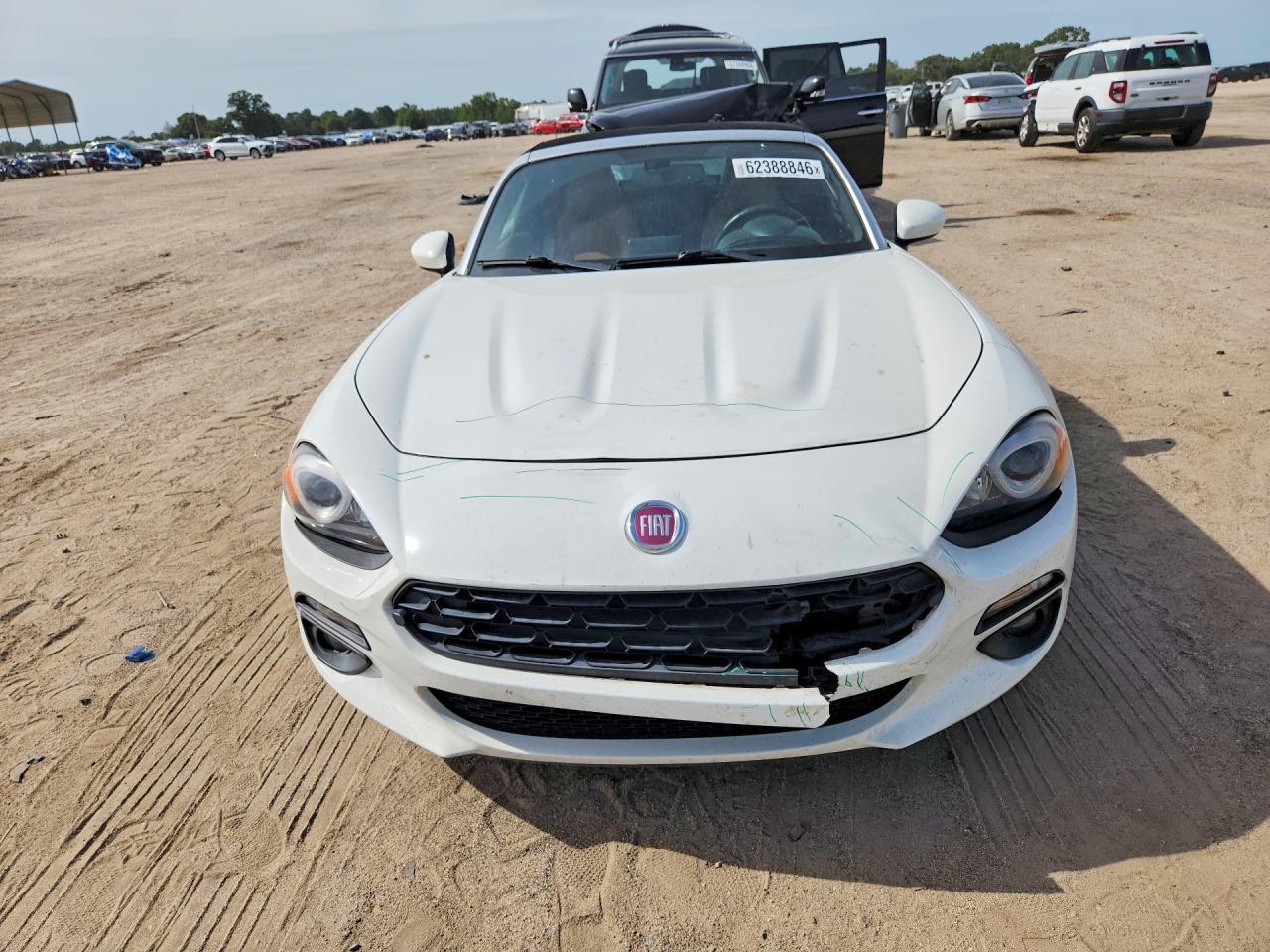 2018 Fiat 124 Spider Classica - Image 5