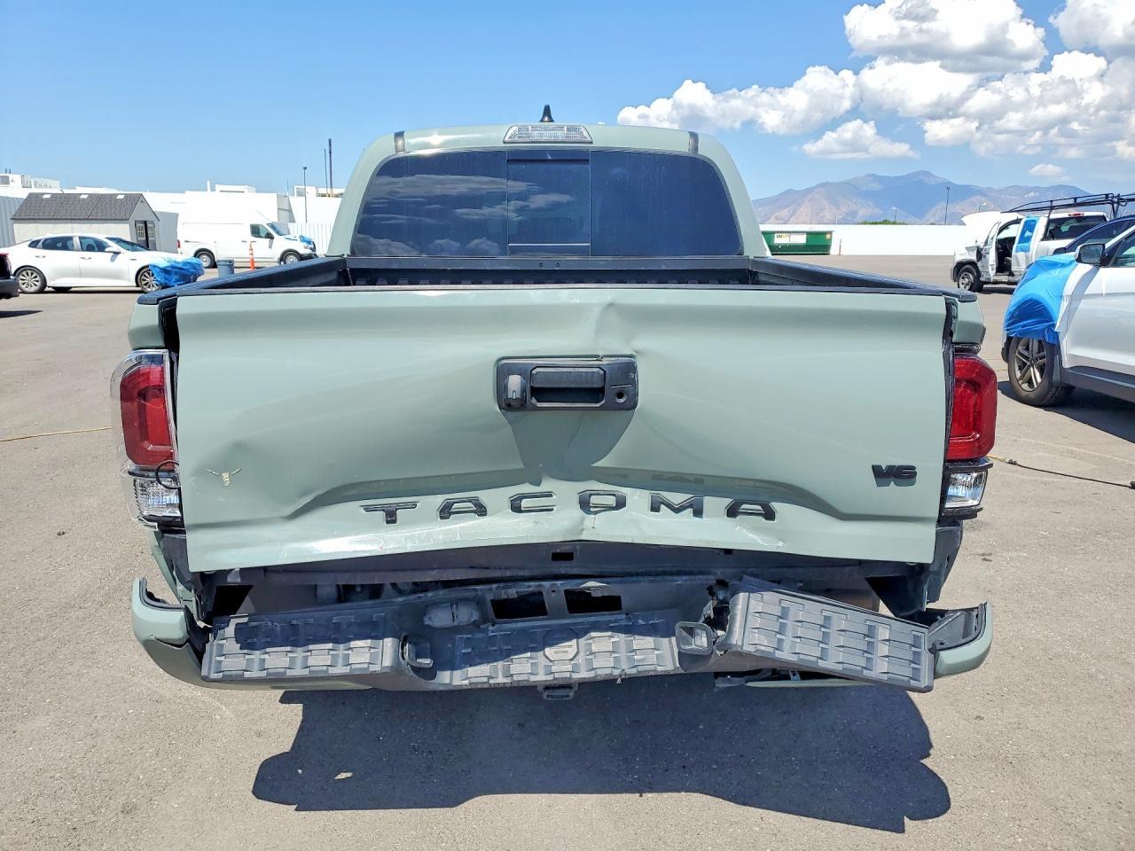 2023 Toyota Tacoma Trd Off-Road - Image 6