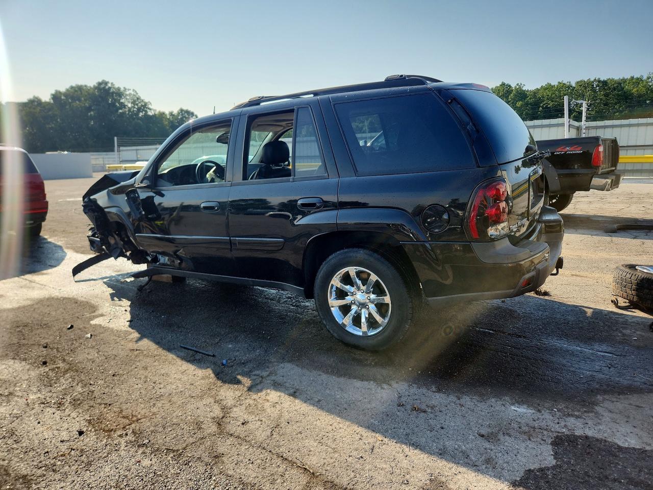2005 Chevrolet Trailblazer Ls - Фото 2