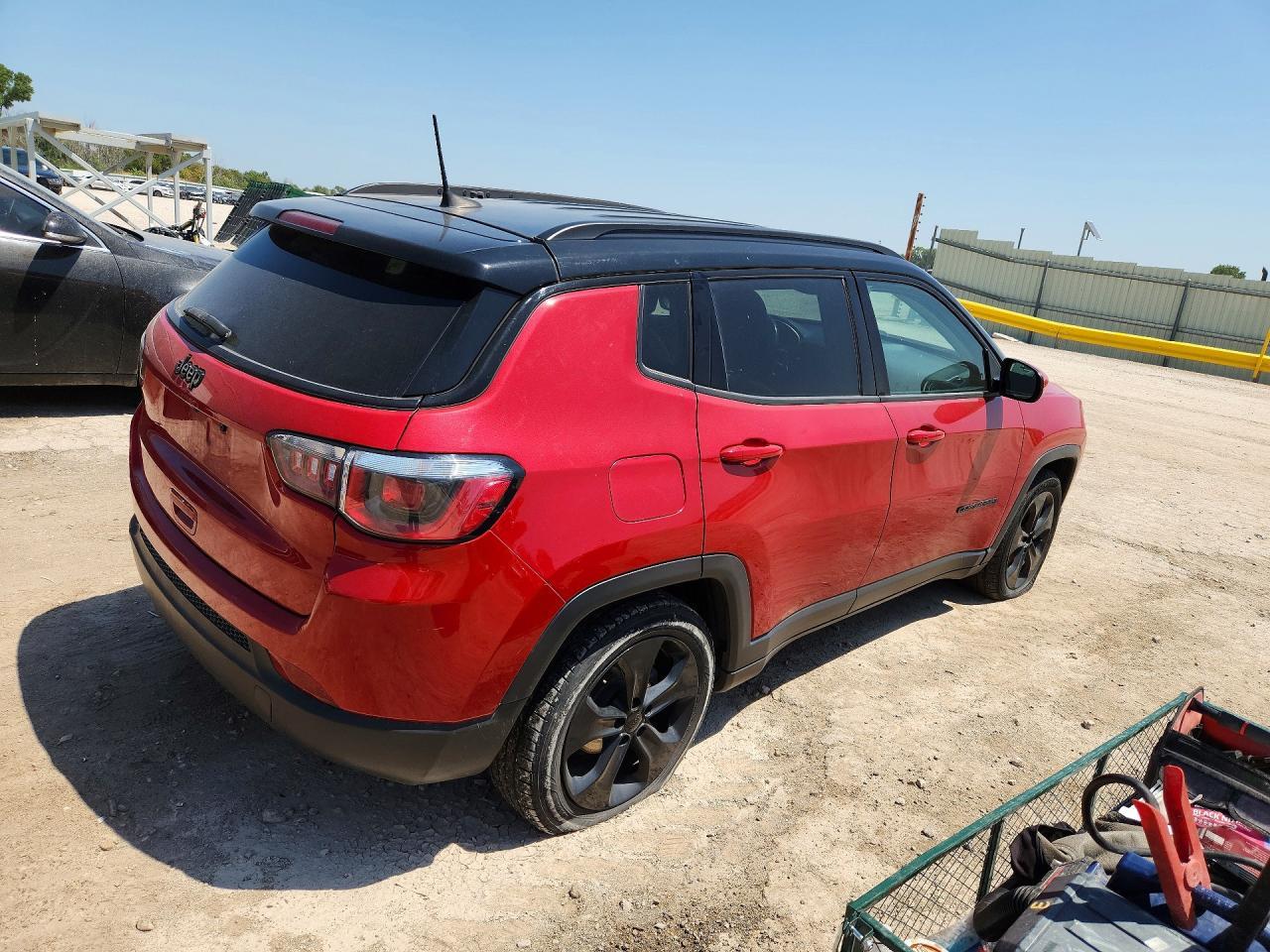 2019 Jeep Compass Latitude - Image 3