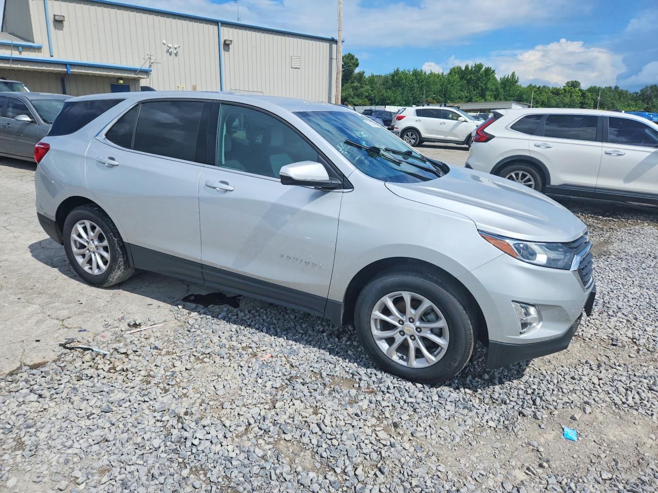 2019 Chevrolet Equinox Lt - Image 4