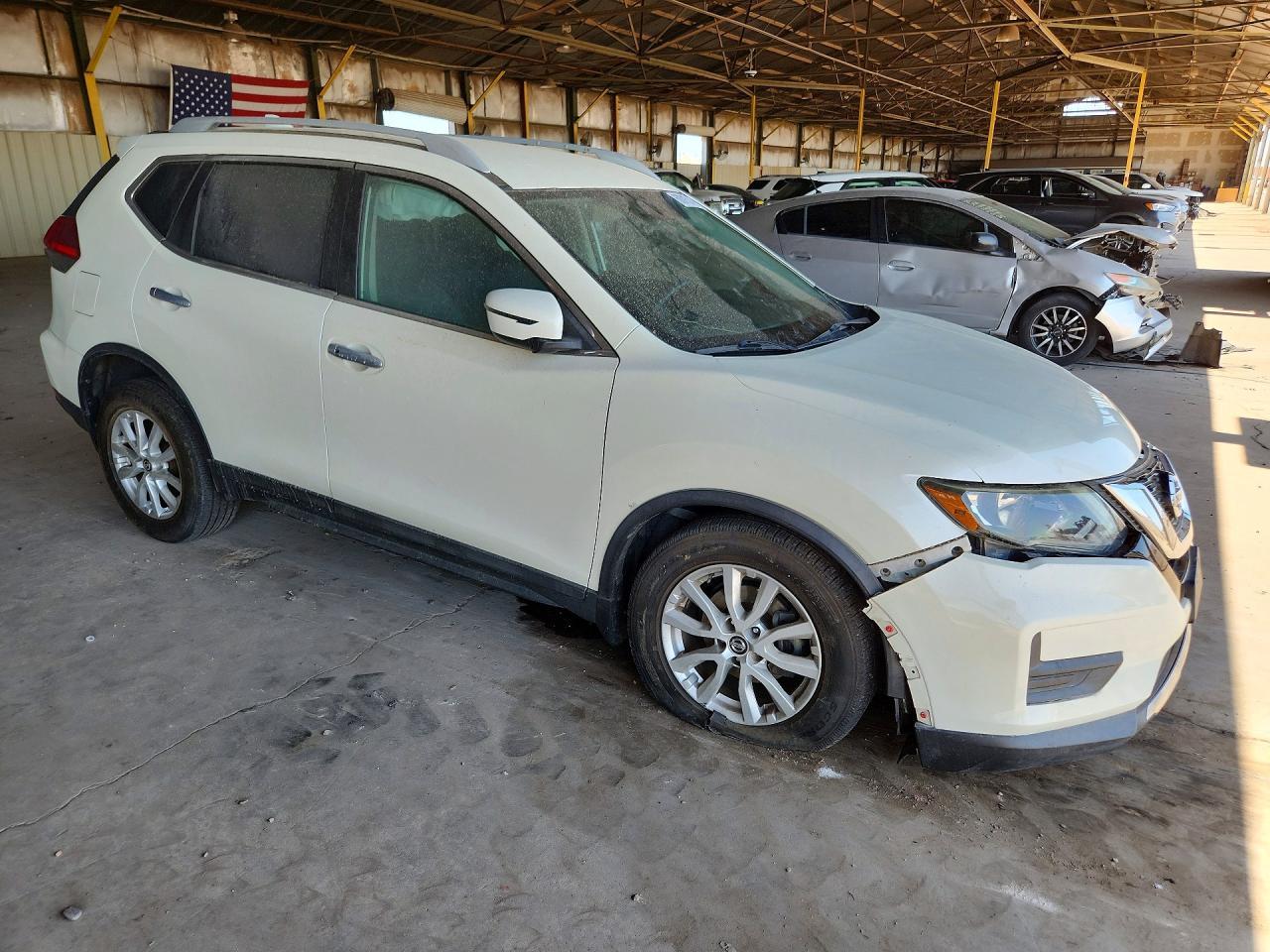 2017 Nissan Rogue Sv - Image 4