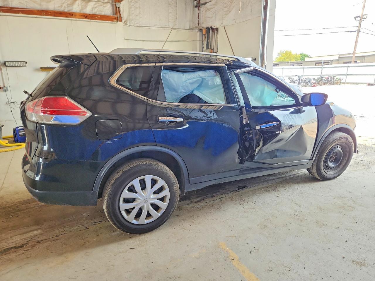 2016 Nissan Rogue S - Фото 3