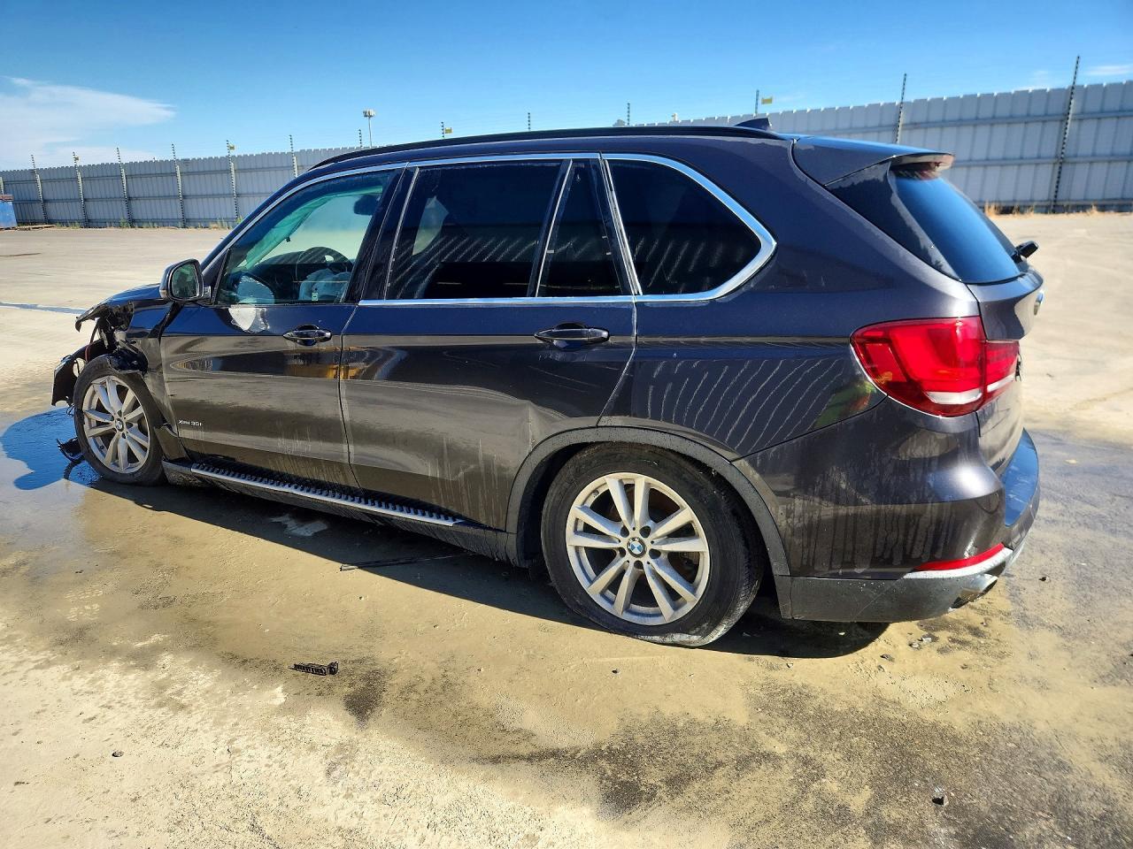 2015 BMW X5 xDrive35I - Фото 2