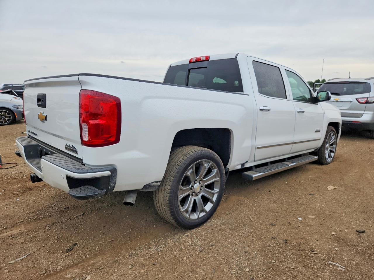 2018 Chevrolet Silverado K1500 High Country - Фото 3