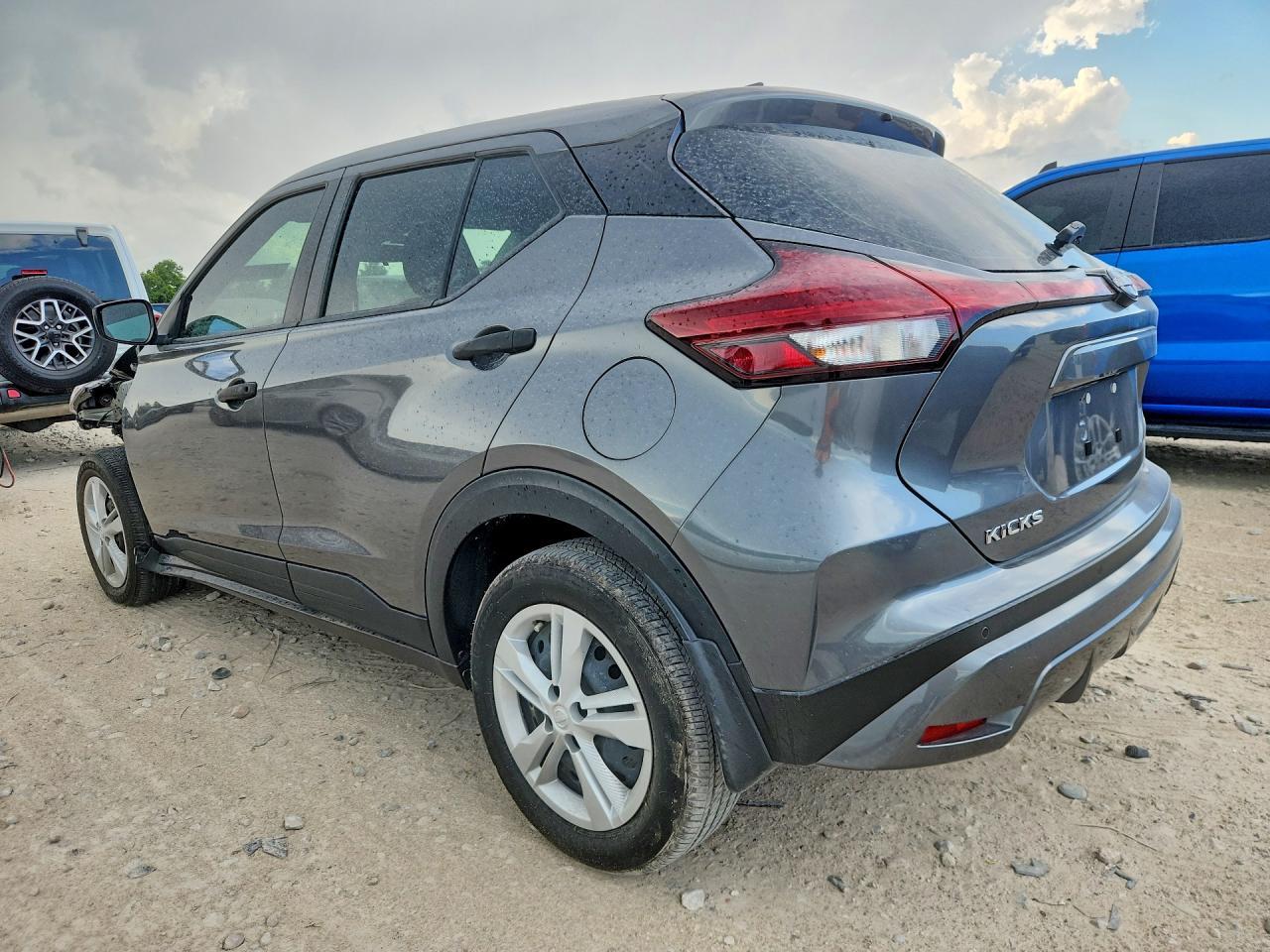 2024 Nissan Kicks S - Image 2