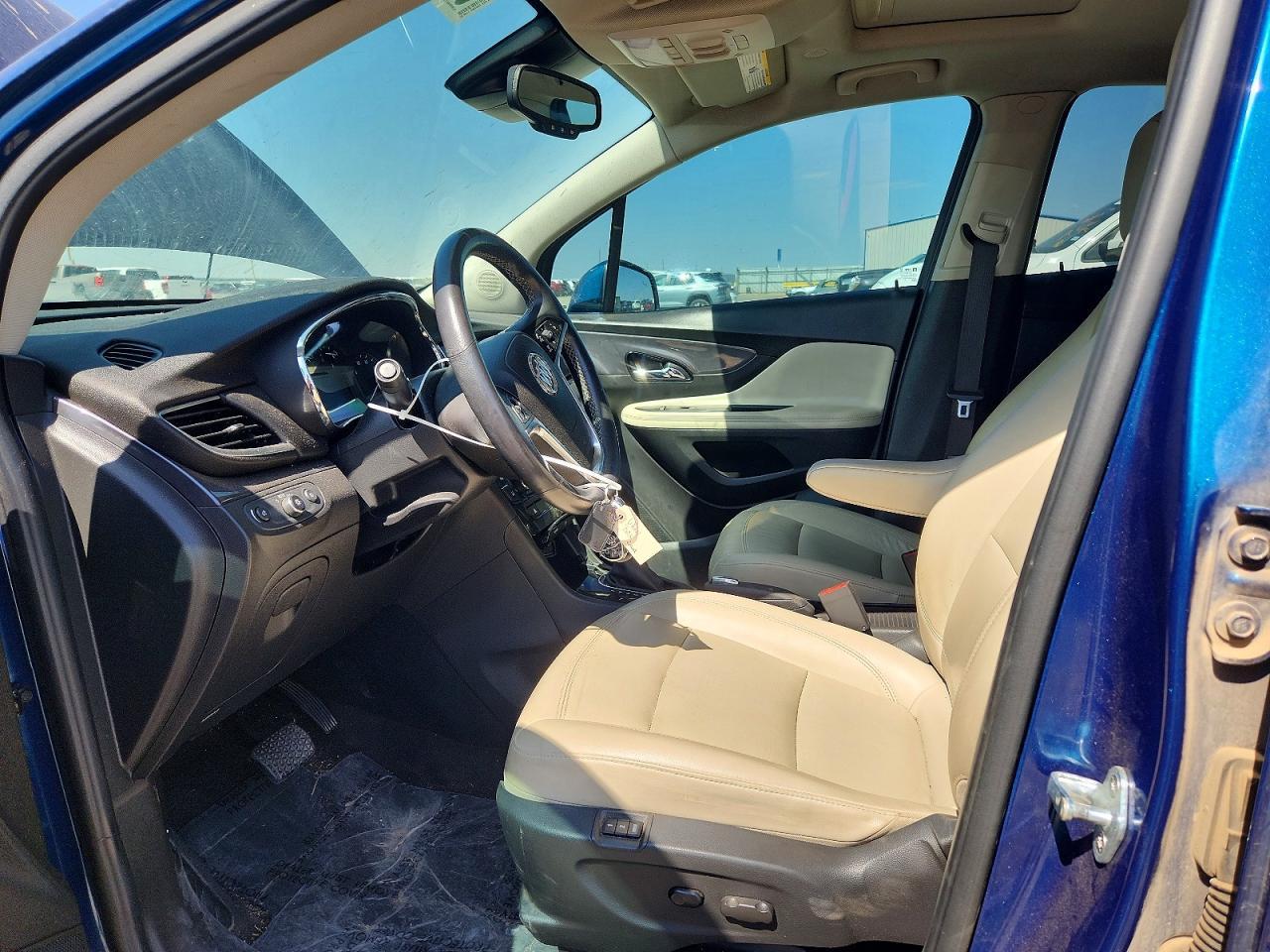 2020 Buick Encore Essence - Image 7