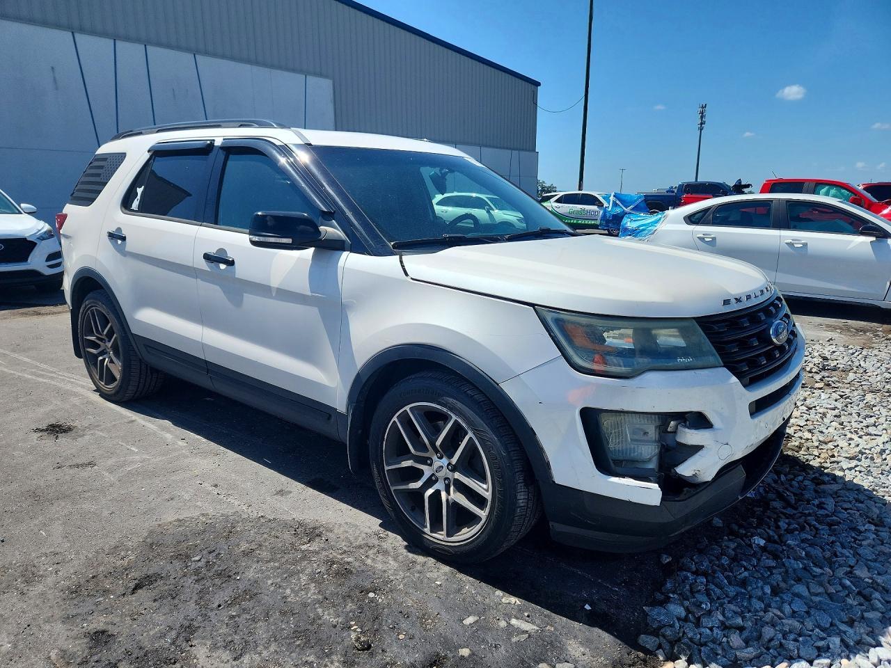 2016 Ford Explorer Sport - Фото 4