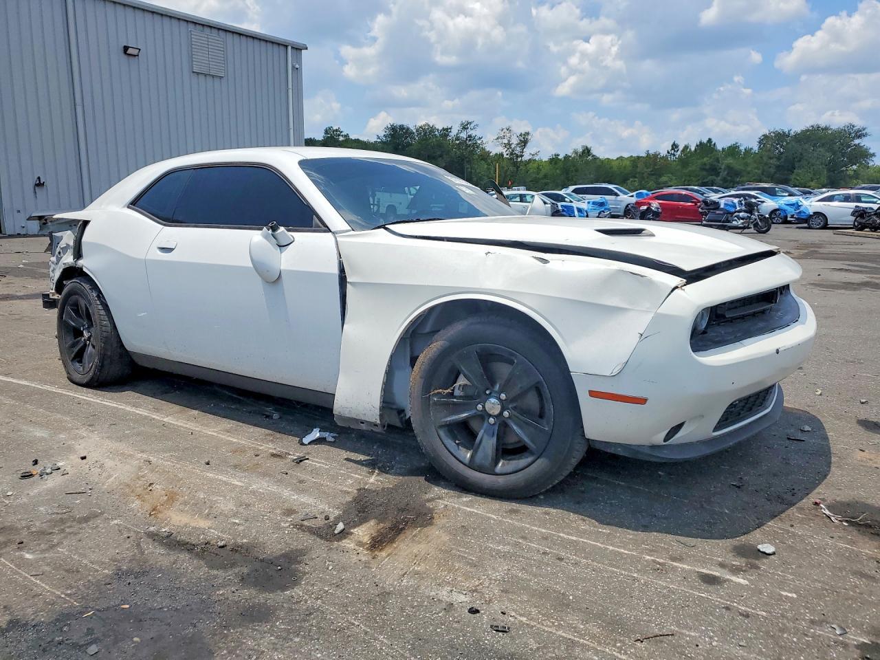 2021 Dodge Challenger Sxt - Image 4